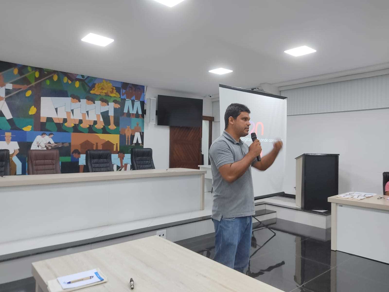Camacã: Sebrae, Prefeitura e CDL promovem palestra sobre Marketing Digital